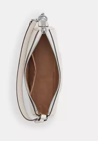 Nolita 19 I COACH