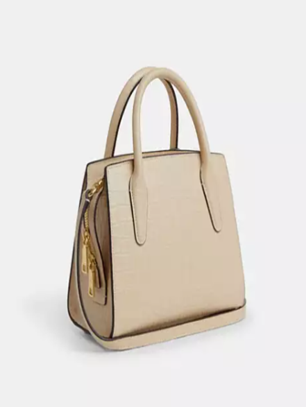 Andrea Carryall Bag          I     COACH