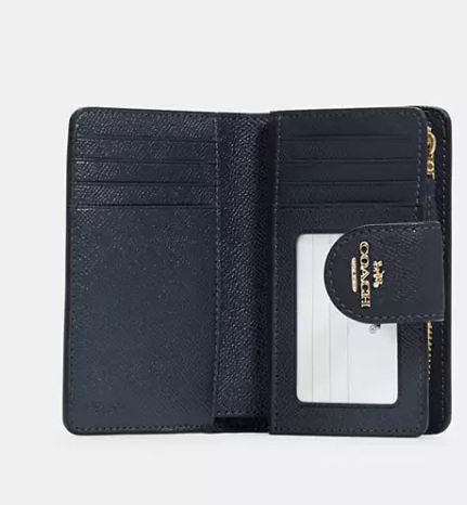 Medium Corner Zip Wallet   I   COACH