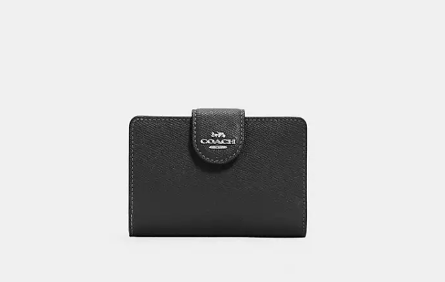 Medium Corner Zip Wallet   I   COACH