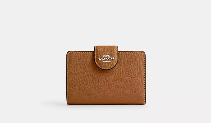 Medium Corner Zip Wallet   I   COACH