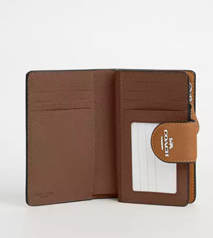 Medium Corner Zip Wallet   I   COACH